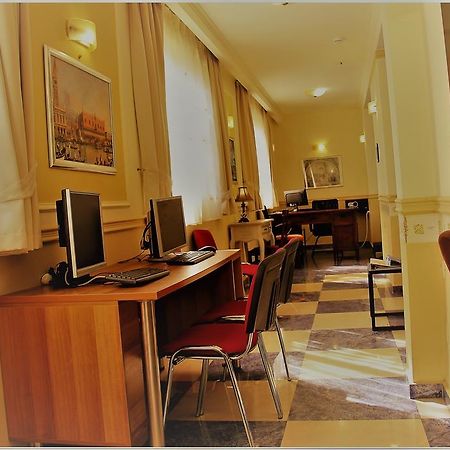 Agelia Beach Hotel Sfáka 外观 照片