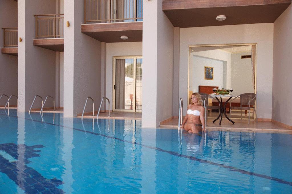 Agelia Beach Hotel Sfáka 客房 照片