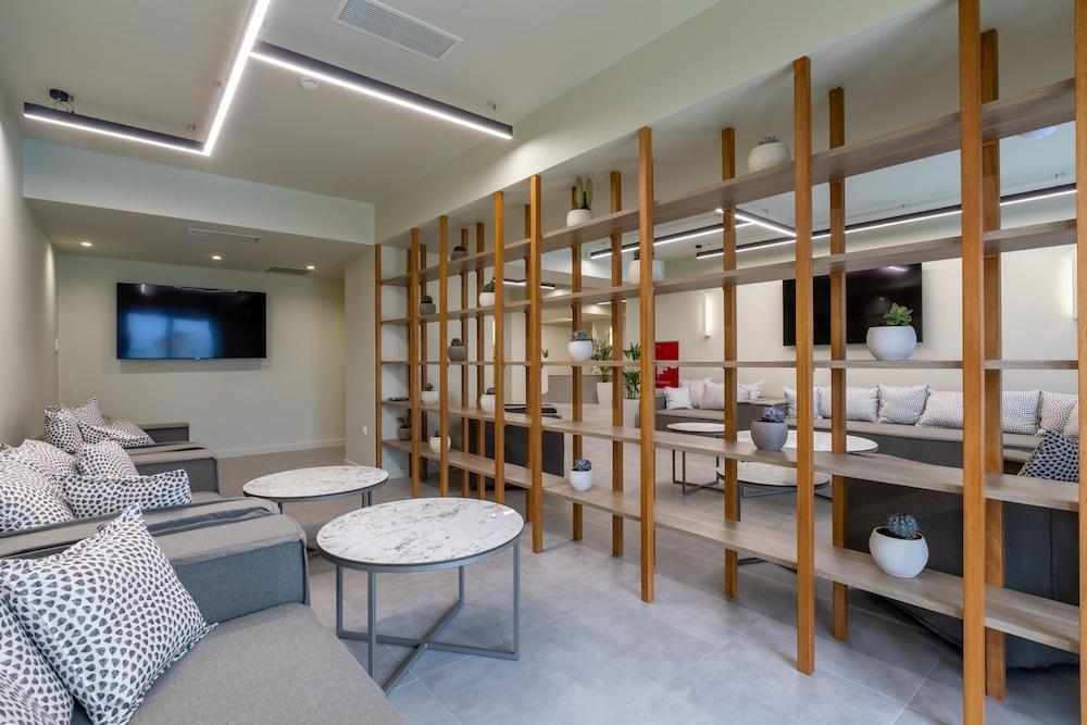 Agelia Beach Hotel Sfáka 外观 照片
