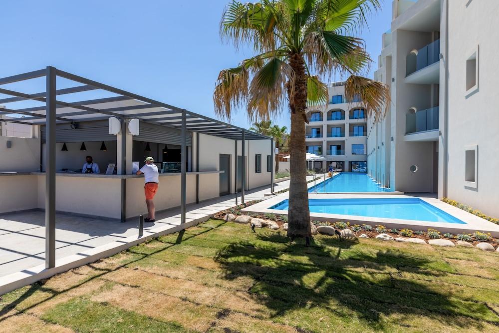Agelia Beach Hotel Sfáka 外观 照片