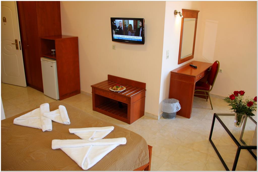 Agelia Beach Hotel Sfáka 外观 照片