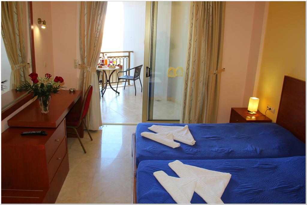 Agelia Beach Hotel Sfáka 外观 照片