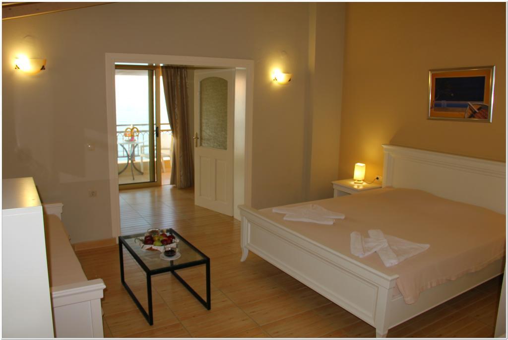 Agelia Beach Hotel Sfáka 外观 照片