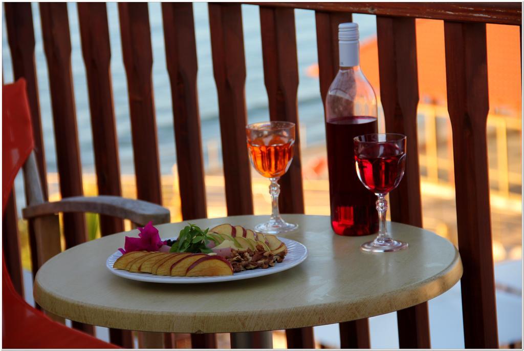 Agelia Beach Hotel Sfáka 外观 照片