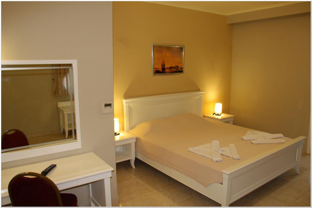 Agelia Beach Hotel Sfáka 外观 照片